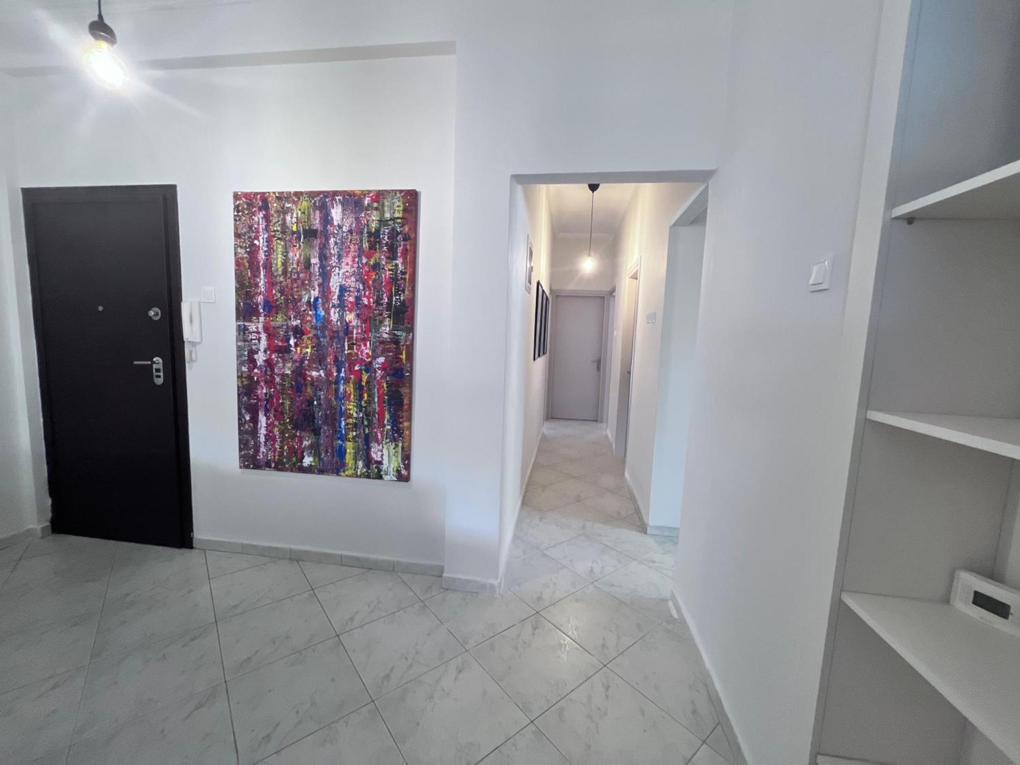 Central 7 - Stylish Apartment Komotiní Kültér fotó