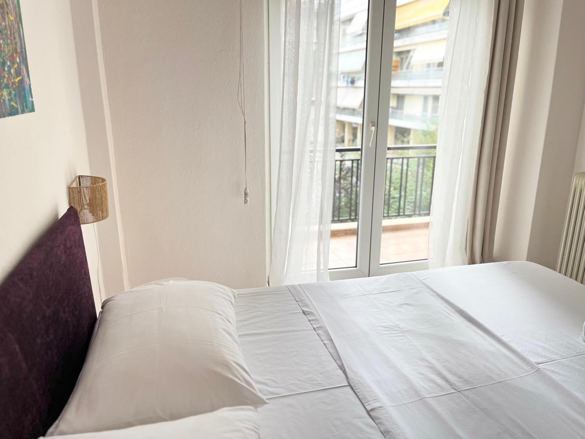 Central 7 - Stylish Apartment Komotiní Kültér fotó
